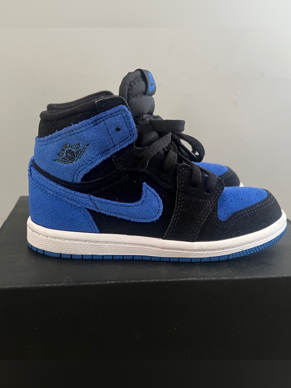 Nike Kids High-Top Sneakers in Black & Blue Suede